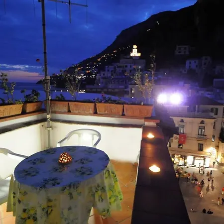 Mamma Rosanna - In With Terrace Apartment Amalfi