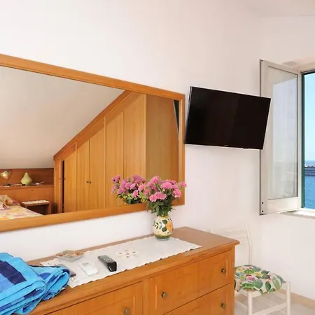 Mamma Rosanna - In With Terrace Apartment *