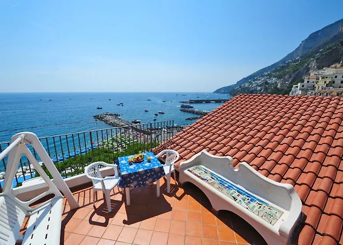 Mamma Rosanna - In With Terrace Apartment *