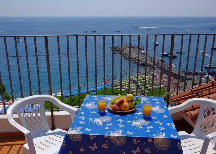 Mamma Rosanna - In With Terrace Apartment