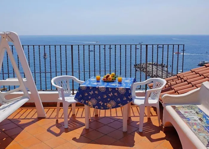 Mamma Rosanna - In With Terrace Apartment