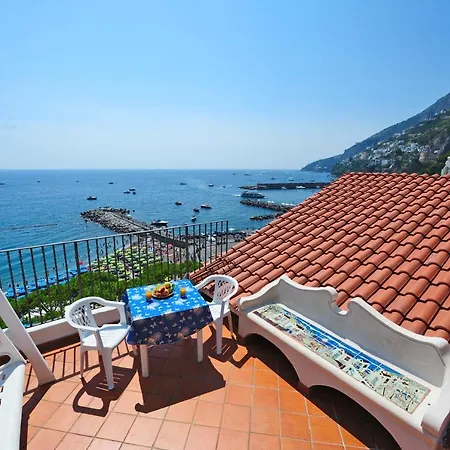 Mamma Rosanna - In With Terrace Lejlighed *