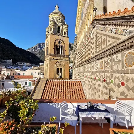 Mamma Rosanna - In With Terrace Apartment