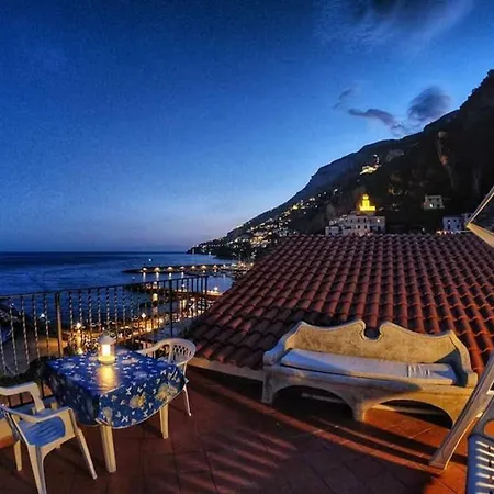 Mamma Rosanna - In With Terrace Apartment