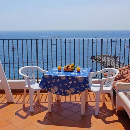 Mamma Rosanna - In With Terrace Apartment